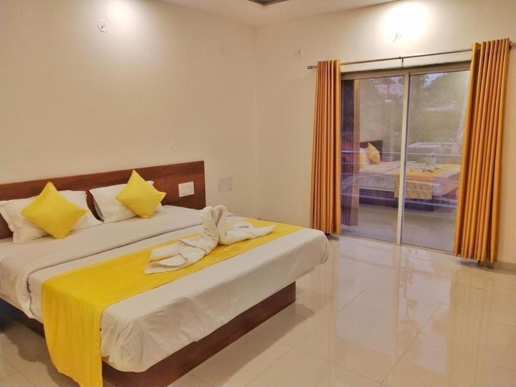 Hotel Magic Mountain,Mahabaleshwar Exterior photo