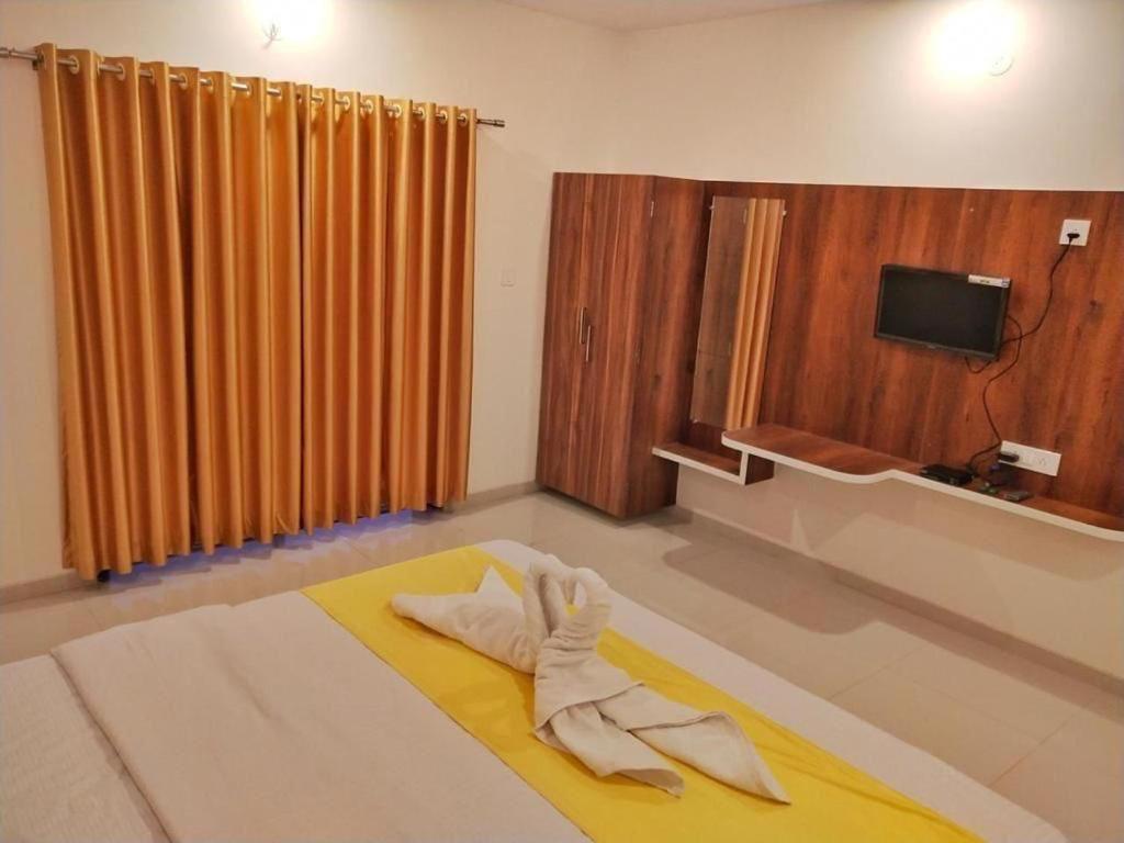 Hotel Magic Mountain,Mahabaleshwar Exterior photo